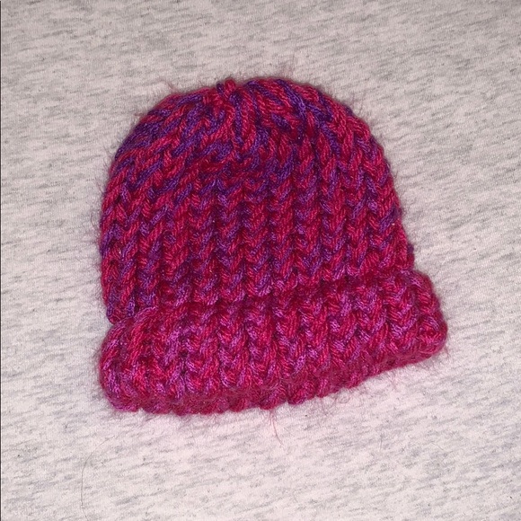 Newborn Knit Hat - Picture 1 of 3